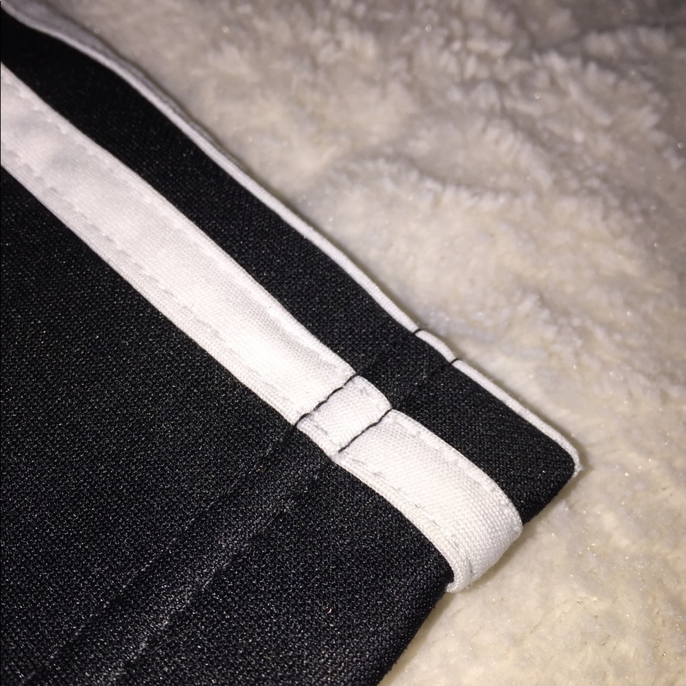 pants - Picture 3 of 4
